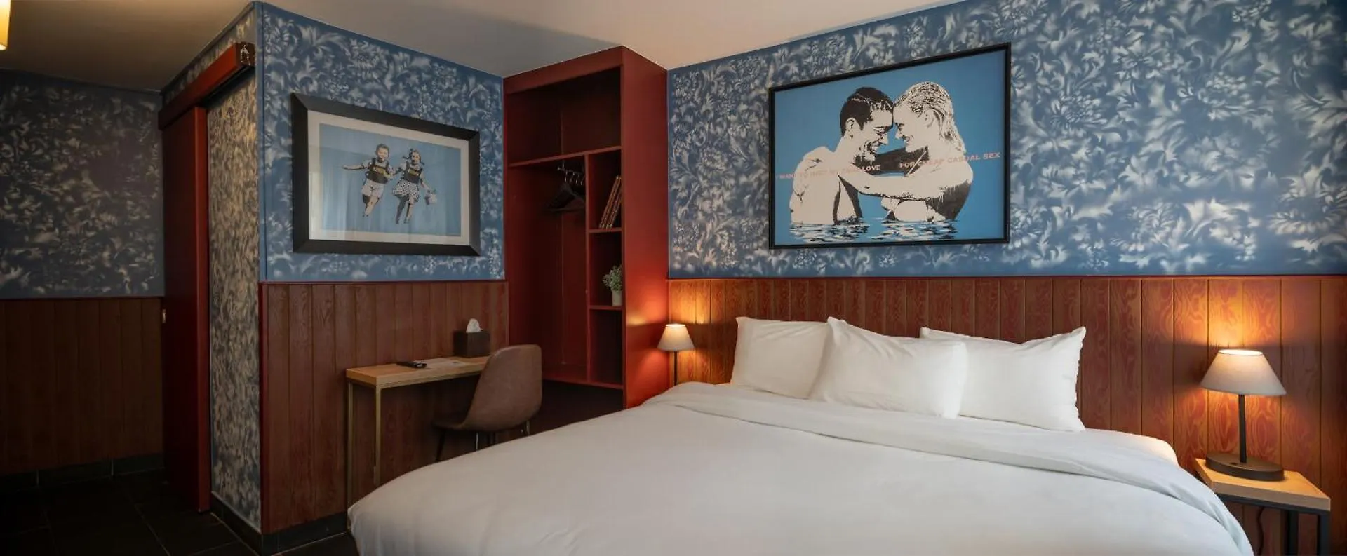 Walled Off Hotel Paris 0*,  France